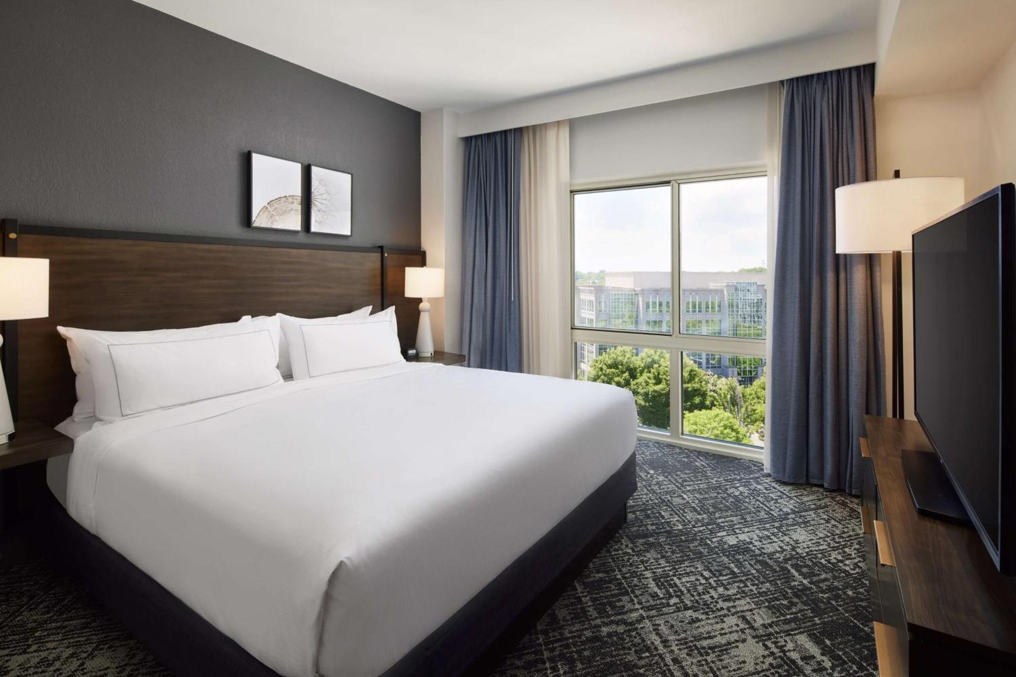 Hilton Charlotte Airport Hotel Exteriér fotografie